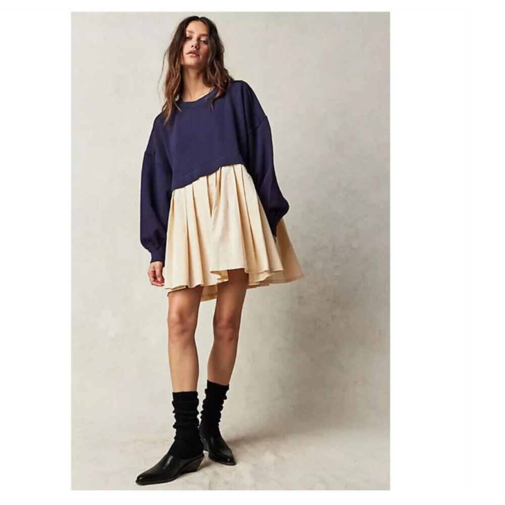 Ugerlov‎ Oversized Sweatshirt Dress XS Navy/Beige Pleated Hem Casual Mini